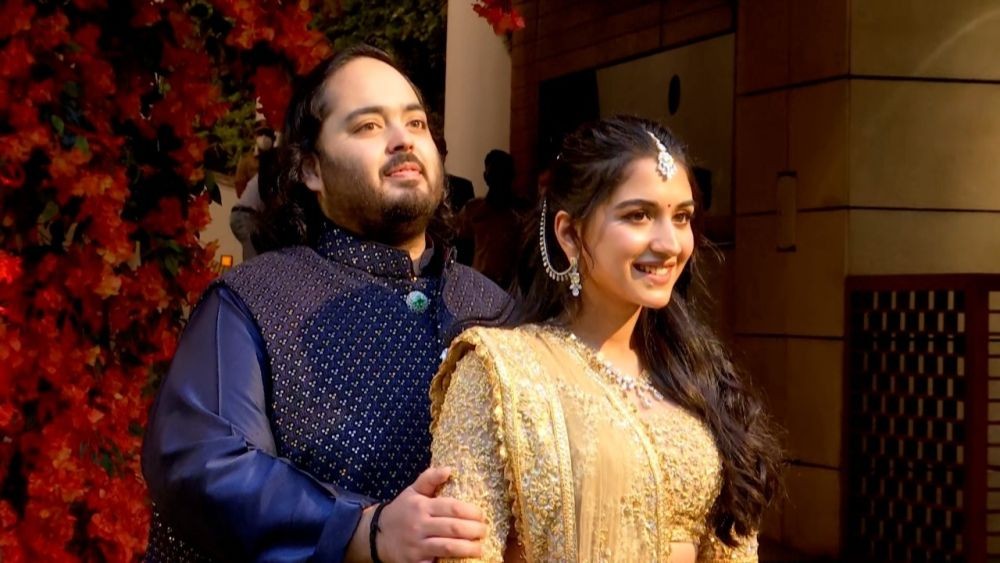 Mukesh-Nita Ambani scion Anant gets engaged with Radhika Merchant